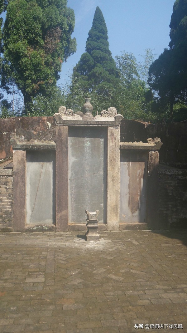 杜甫墓被挖出后发现了什么,杜甫墓被挖出来了吗