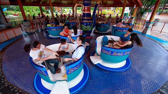 广州长隆欢乐世界互动,广东长隆欢乐世界最刺激的项目