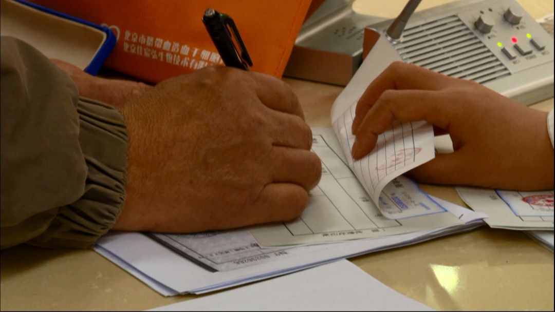 煤气罐爆炸损坏的车辆谁赔偿,燃气爆炸损失个人赔不起怎么办