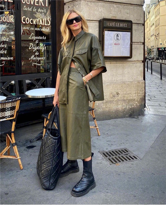 脚踝粗的女人夏天穿什么,如何穿衣显脚踝细