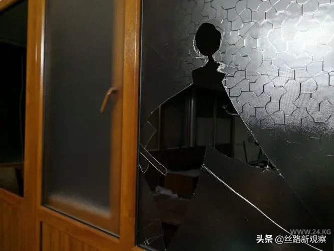 图集|骚乱过后,这还是象征吉国权力中心的“白宫”吗?