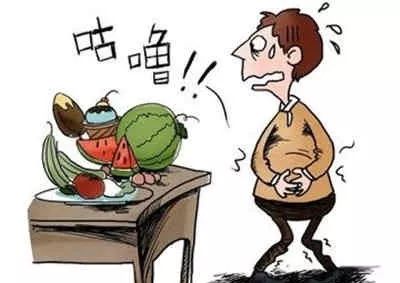 一家4口中毒的视频,一家4口全部送医抢救