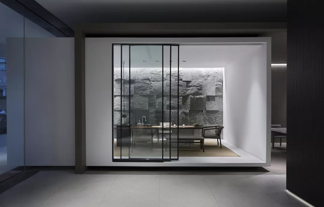 拯救城市遗忘边角的一间办公室|Between之间设计_欧模网