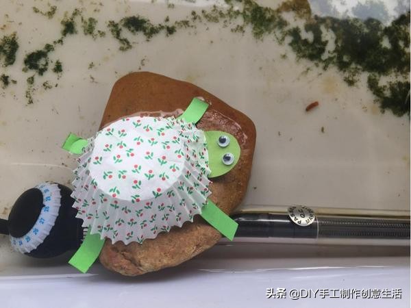 用不完的蛋糕纸杯可以做成手工吗,吃完的纸杯蛋糕能做什么手工