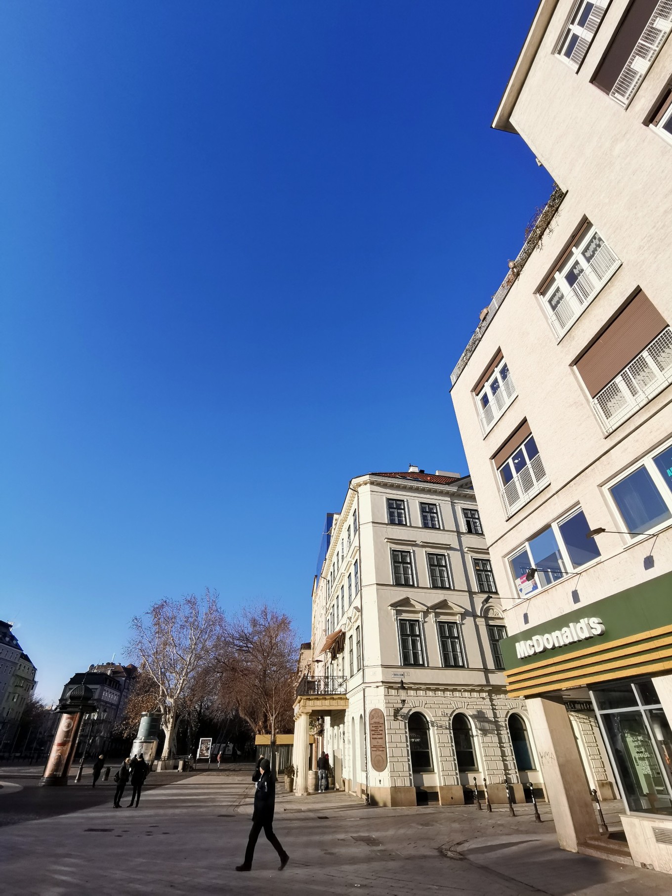 中欧旅游攻略多瑙河,中欧览秀城美食