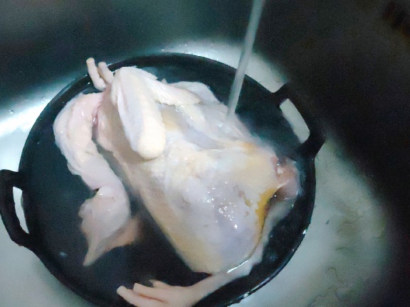 鸡汤怎么炖好喝又营养且不上火,鸡汤怎么炖好喝又营养放不放姜