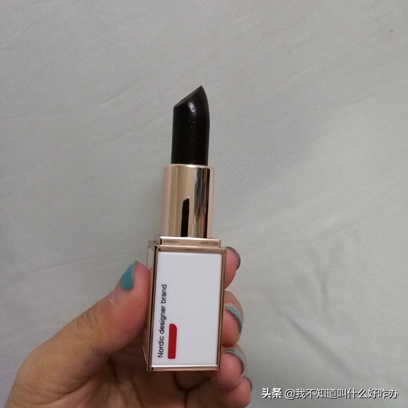口红试色又来了日常百搭温柔可爱,口红用什么打底不易掉色