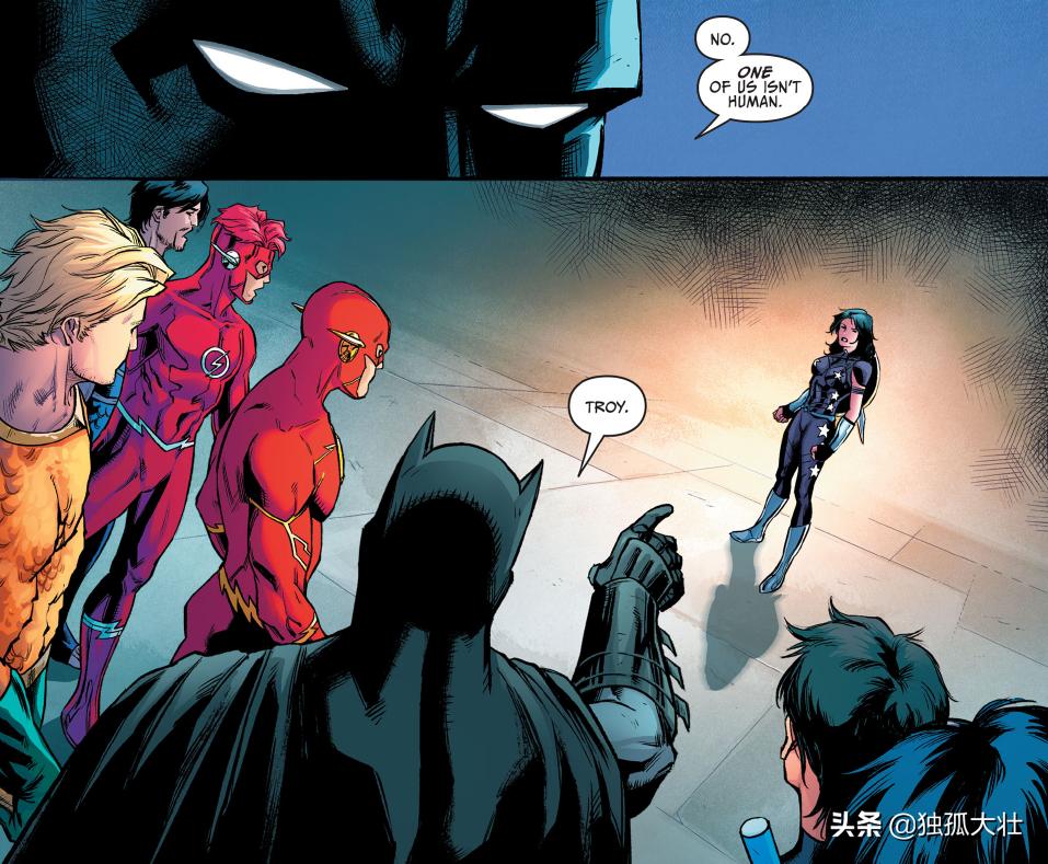 狂笑蝙蝠曼哈顿之力打败女神,狂笑蝙蝠真实身份