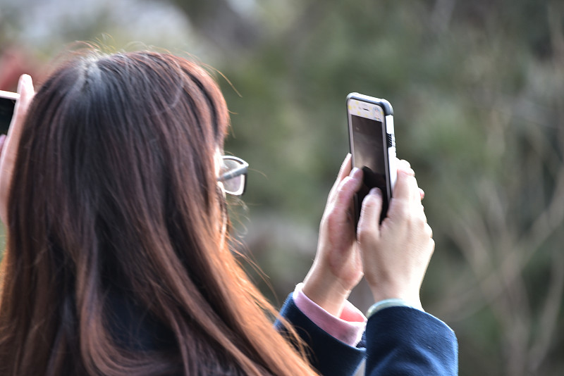 不接电话不回微信就是不爱了吗,别去打扰不回微信的人电话不接