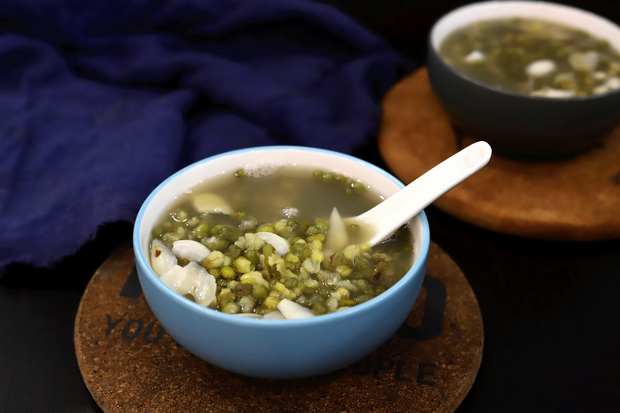 绿豆不冻怎么煮能快速开花,绿豆百合汤该如何熬制才有效