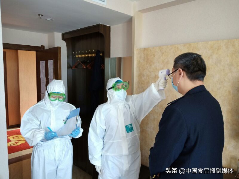 默默坚守护航疫情防控和群众生活,默默坚守在隔离点的防疫人员