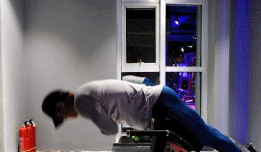 平躺山羊挺身练背正确做法,长期站立导致腰肌劳损怎么办