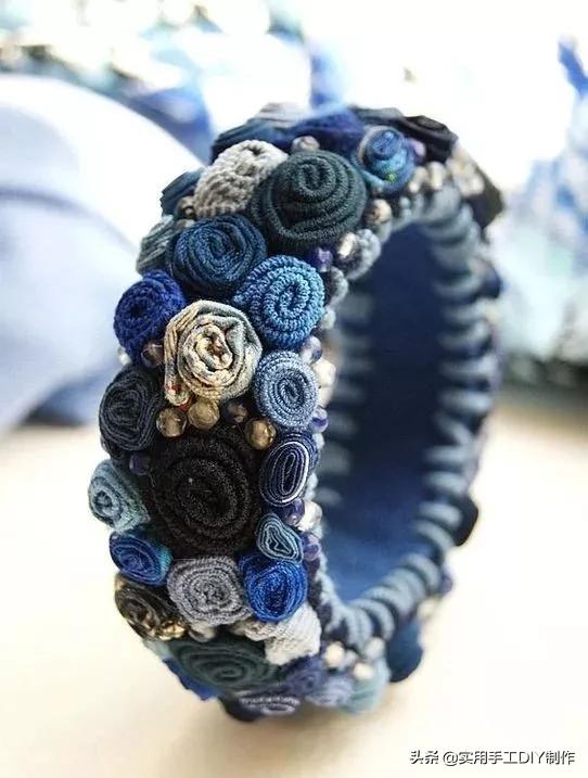 布艺玫瑰花的作品,花朵布艺作品