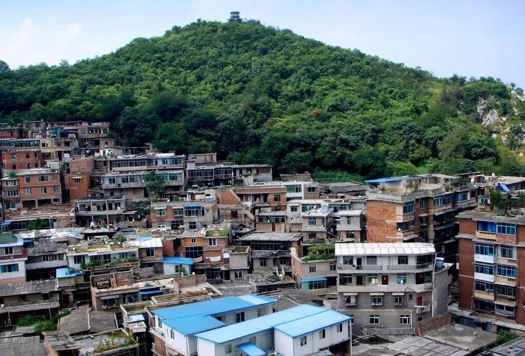 贵阳白宫在哪个位置看最好,贵阳白宫在哪个地段