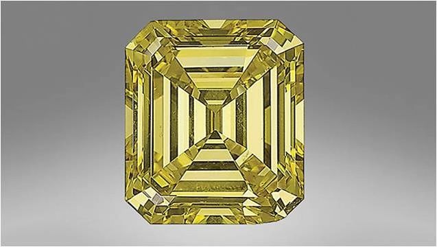 彩色钻石是天然的吗,一颗拥有七种颜色的天然七彩钻石