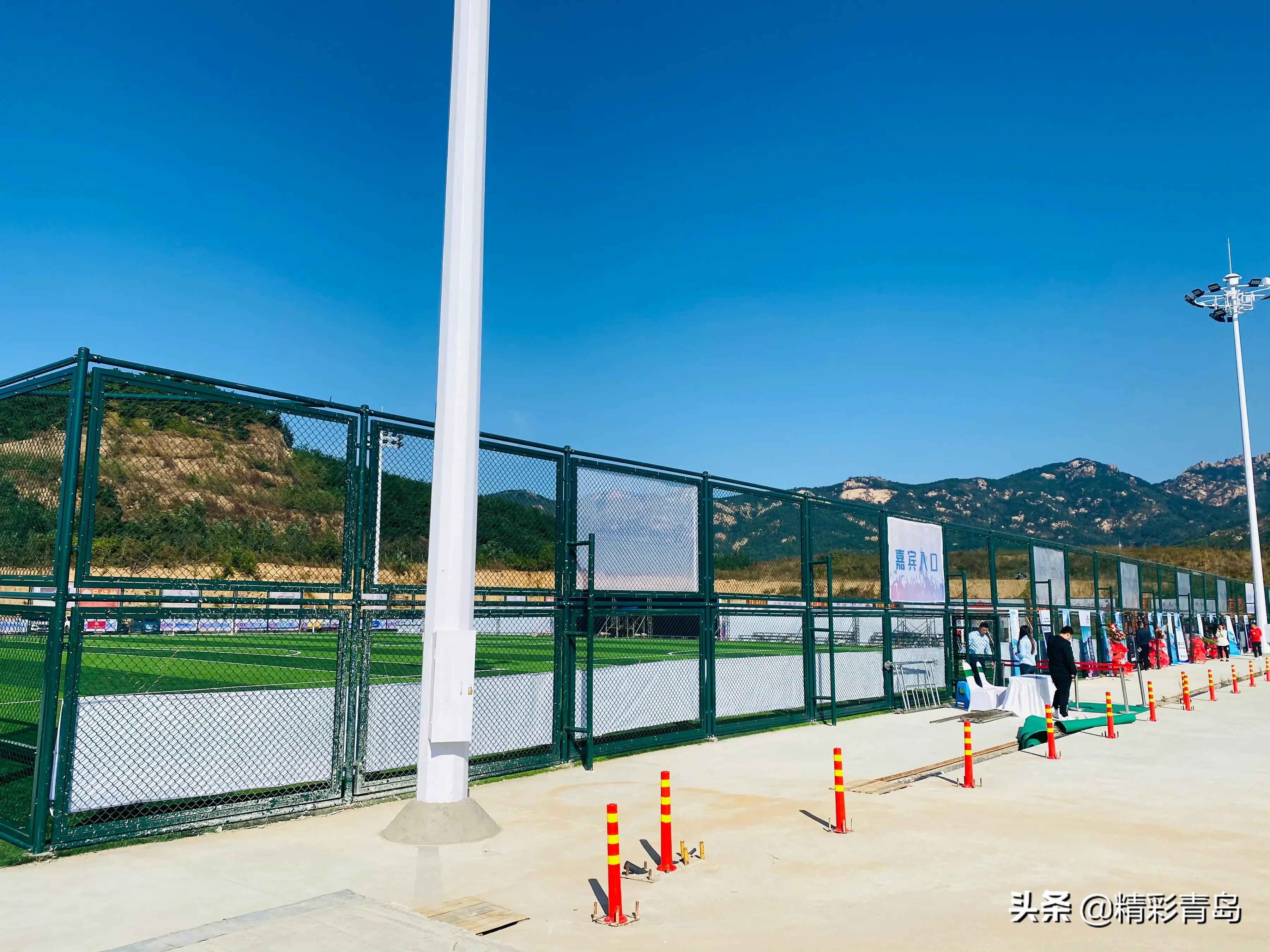 2018年崂山区社区杯足球比赛,踢球去社区联赛