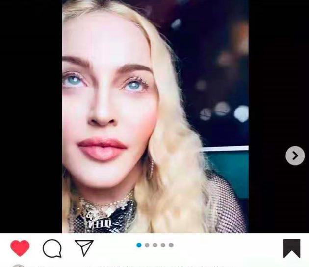 麦当娜最新秀身材照片,62岁麦当娜高调现身街头