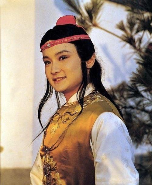 欧阳奋强的婚姻生活,18岁遇见初恋25岁与初恋步入婚姻