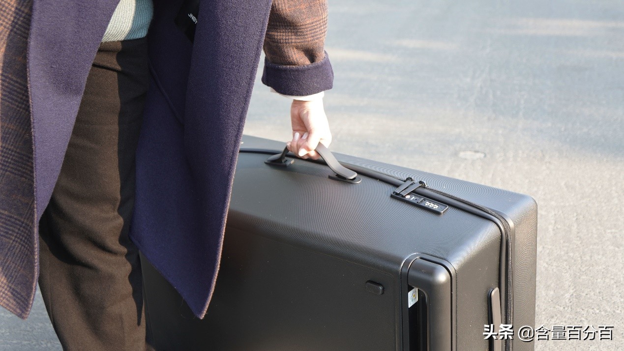 拉杆箱地平线8号28寸评测,28寸行李箱测评地平线