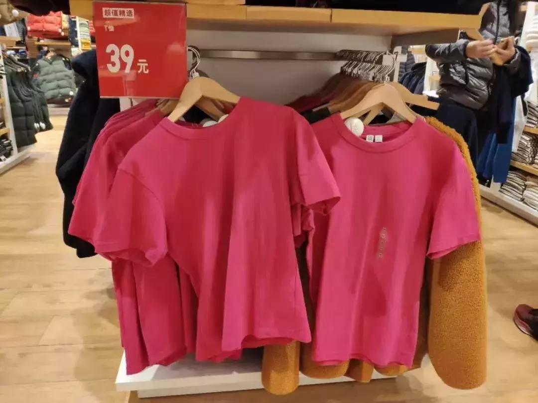 优衣库和zara哪个值得入手,优衣库春季新品打折