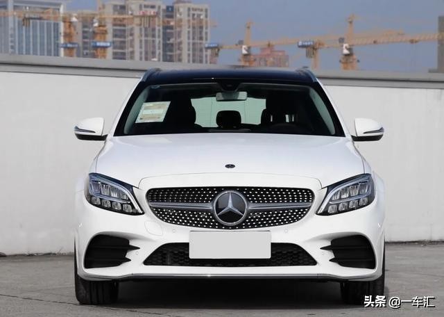 奔驰旅行车c200老款,奥迪a4和奔驰c200哪个性价比高