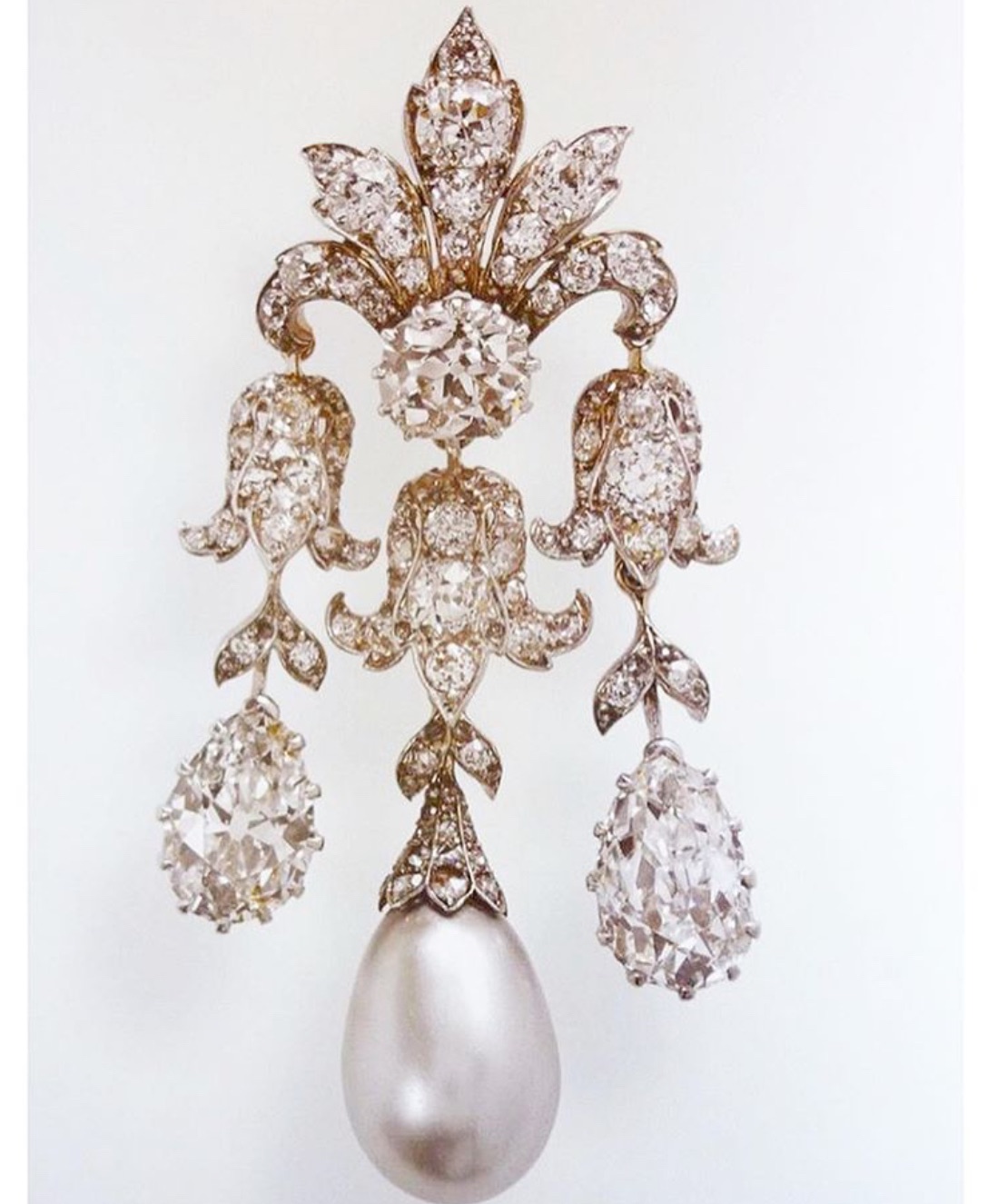 皇家御用珠宝首饰,英国皇室奢华珠宝品鉴