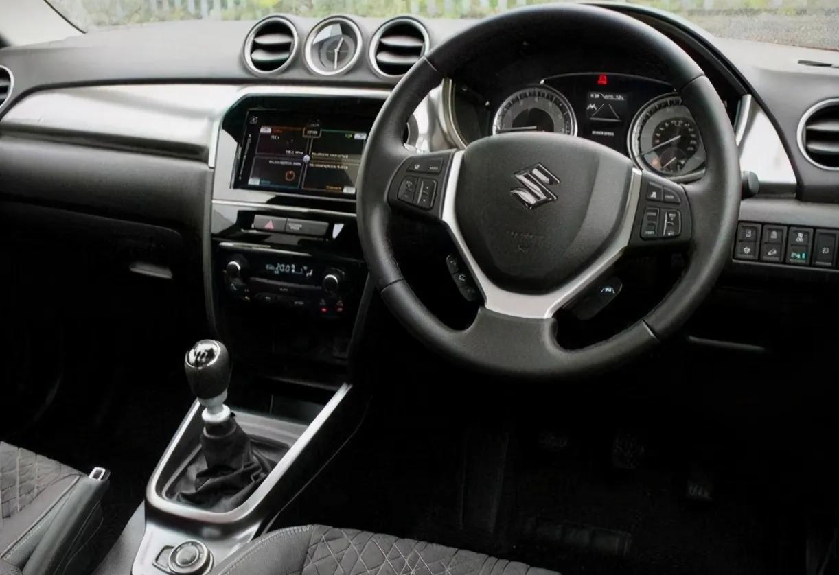 铃木新款维特拉,2020款铃木维特拉展示太帅了