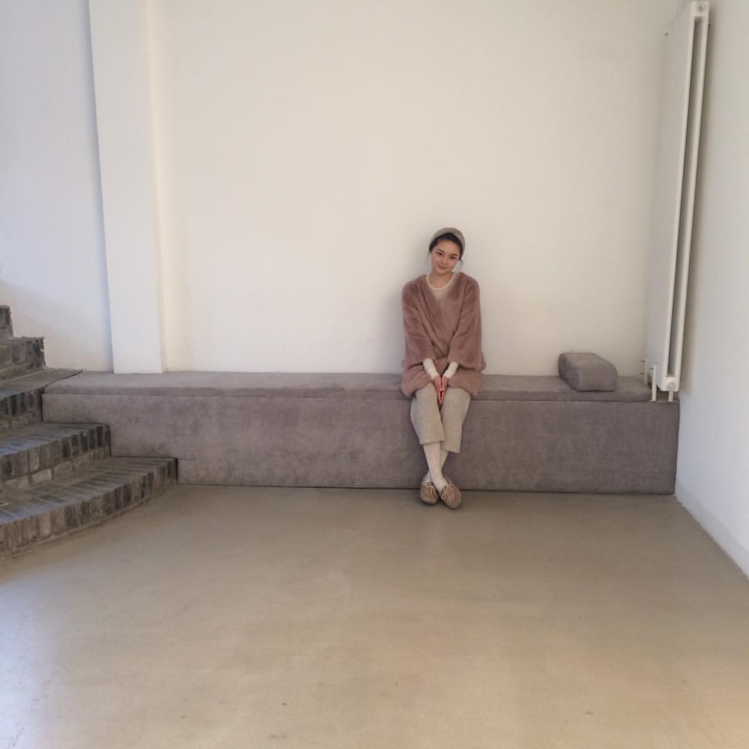 网红鼻祖晚晚和舒淇同框比美赢了？妆容穿搭都有小心机，来抄作业