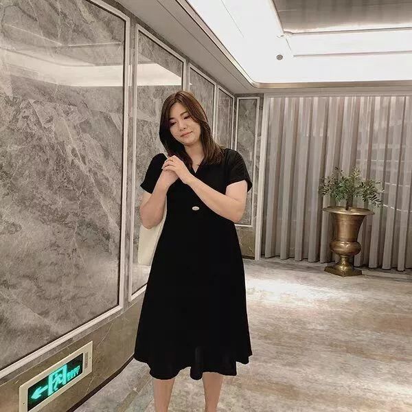 同面料的穿搭更显高级质感,高档面料穿搭技巧