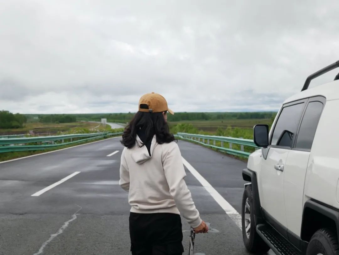 独自上路抖音,独自开车上路