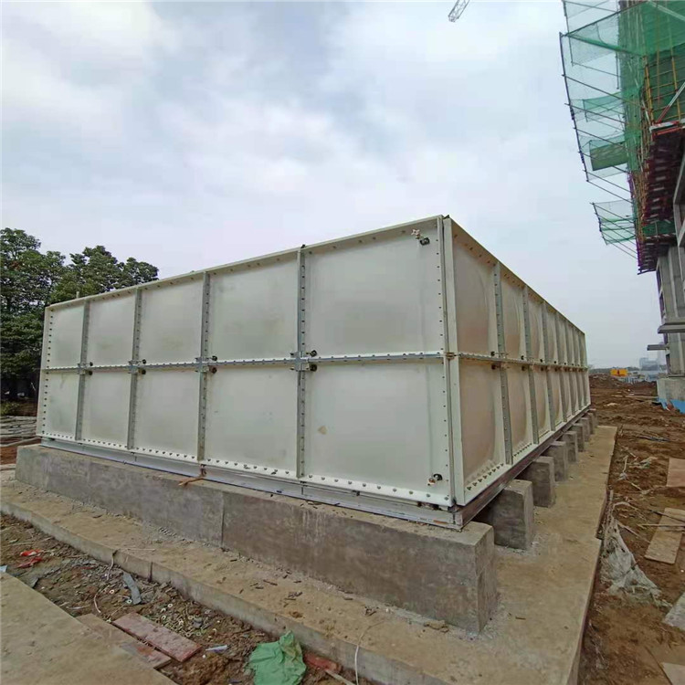 玻璃钢渗漏怎么修补,玻璃钢水箱漏水的补救方法