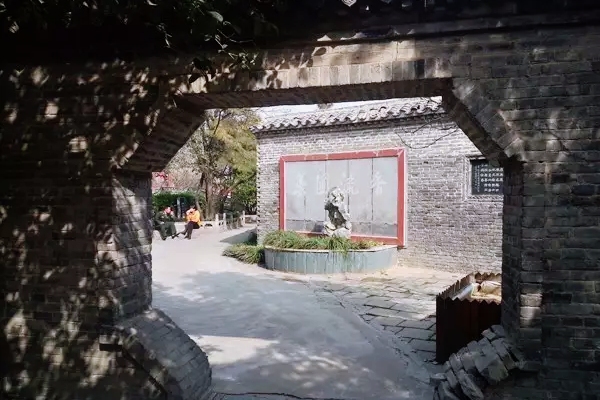 亳州华祖庵和华佗百草园,中医华佗之乡亳州