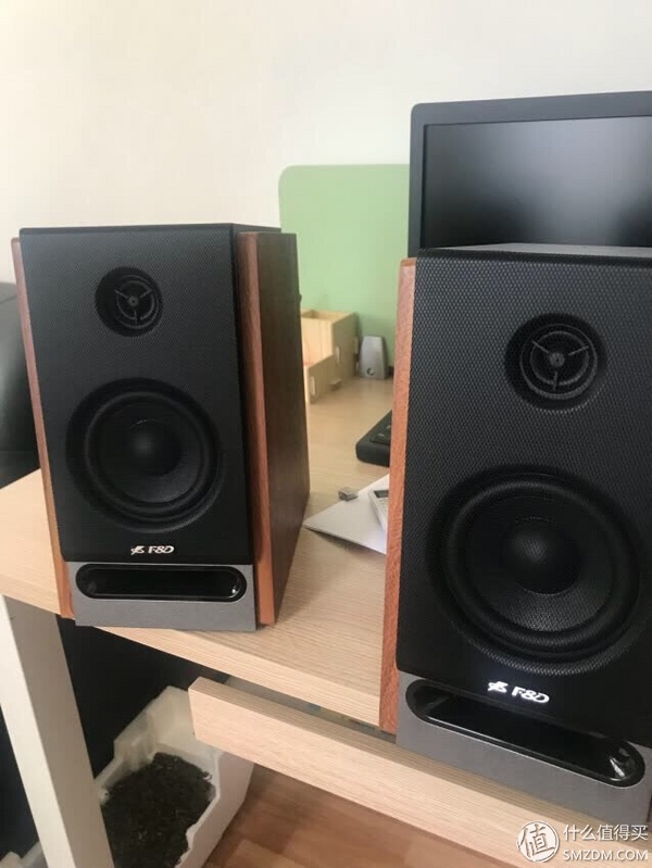 音质好的2.0音箱推荐,治愈心灵磁场的音乐