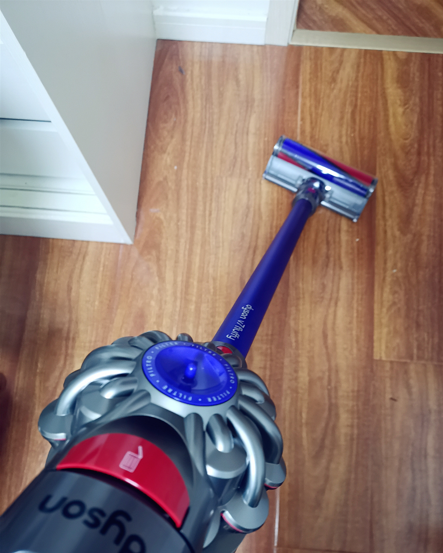 戴森吸尘器深层清洁v6,大扫除戴森