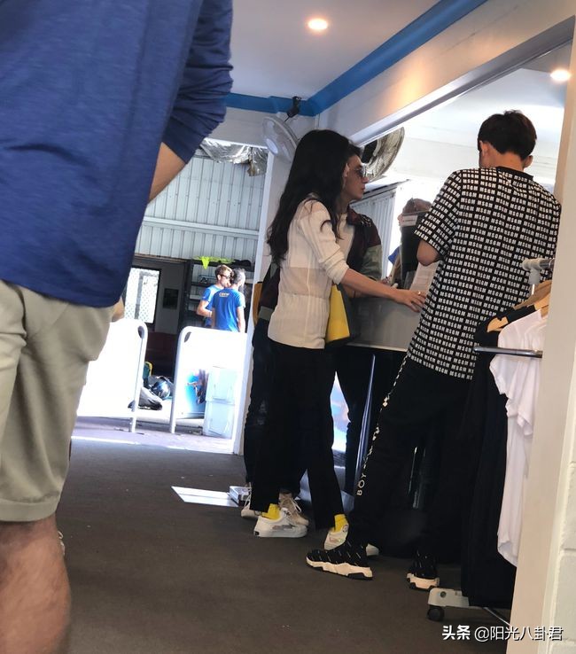 林生斌发微博道歉朱小贞,林生斌连发5文回应质疑