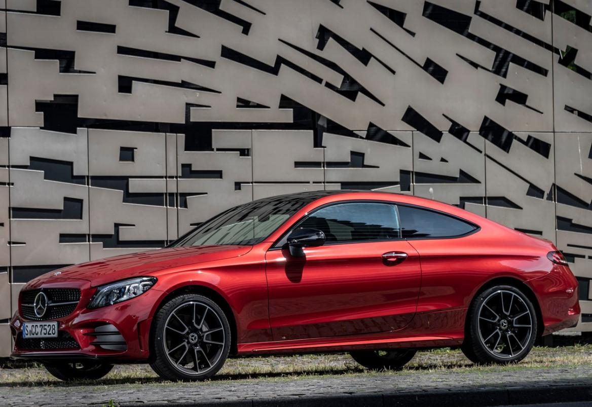 奥迪a5四门新款2023款落地价,改款奥迪a5双门轿跑二手车