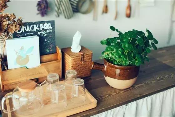 90后小伙花100万造房子,90后小伙花几千元装修500个平方