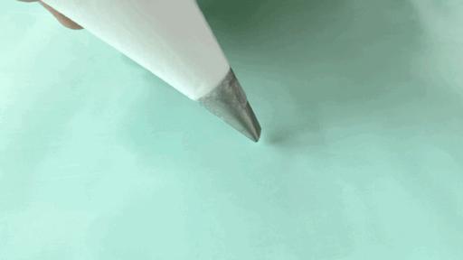 向日葵裱花手法教程简单易学,裱花的七种基础手法教程