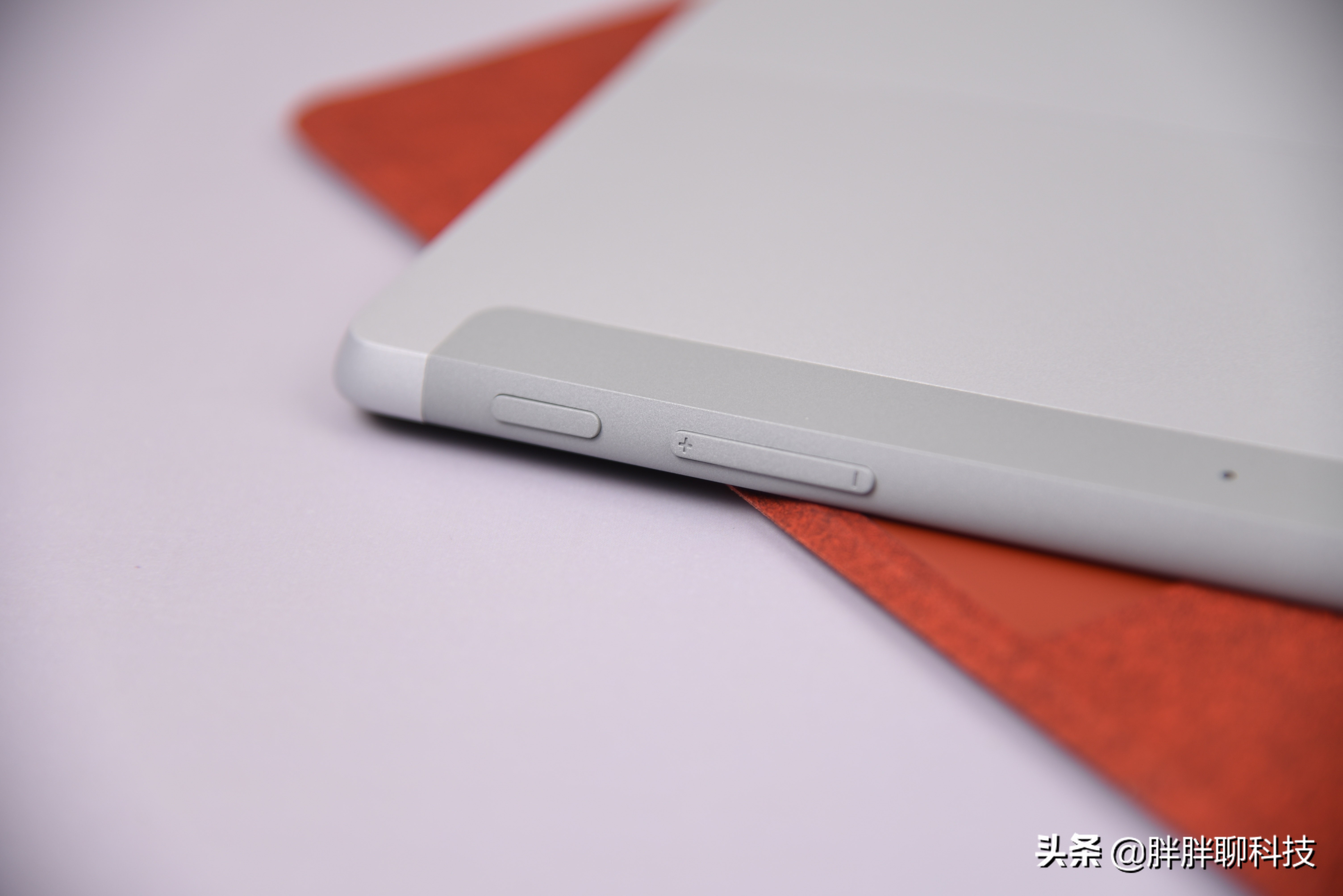 微软surfacego3视频,微软surfacego36500y触屏平板