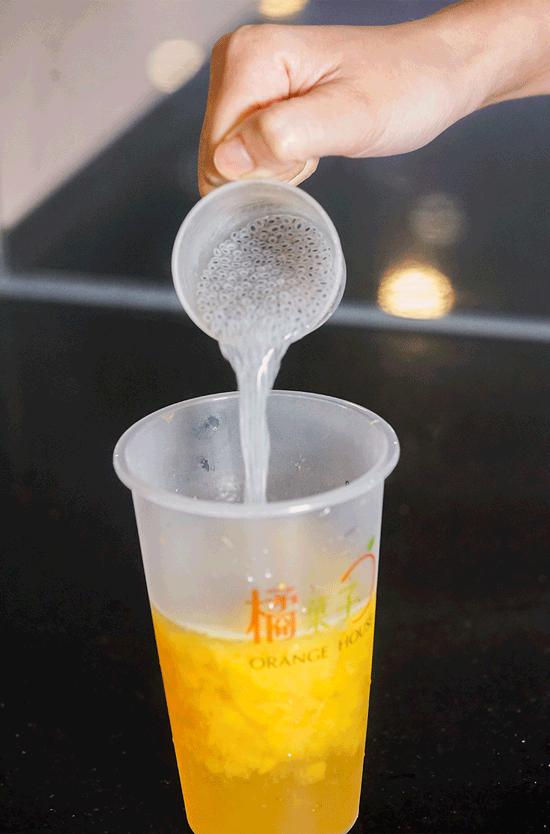 广州超人气果茶来啦!小丑免费请你喝!