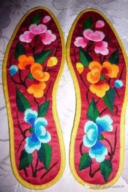 刺绣作品简单的,老式刺绣喜字的鞋垫刺绣方法