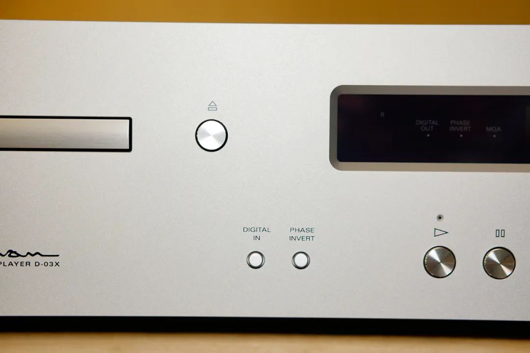 开箱篇—LUXMAN力仕D-03XCD/串流解码*放播**器