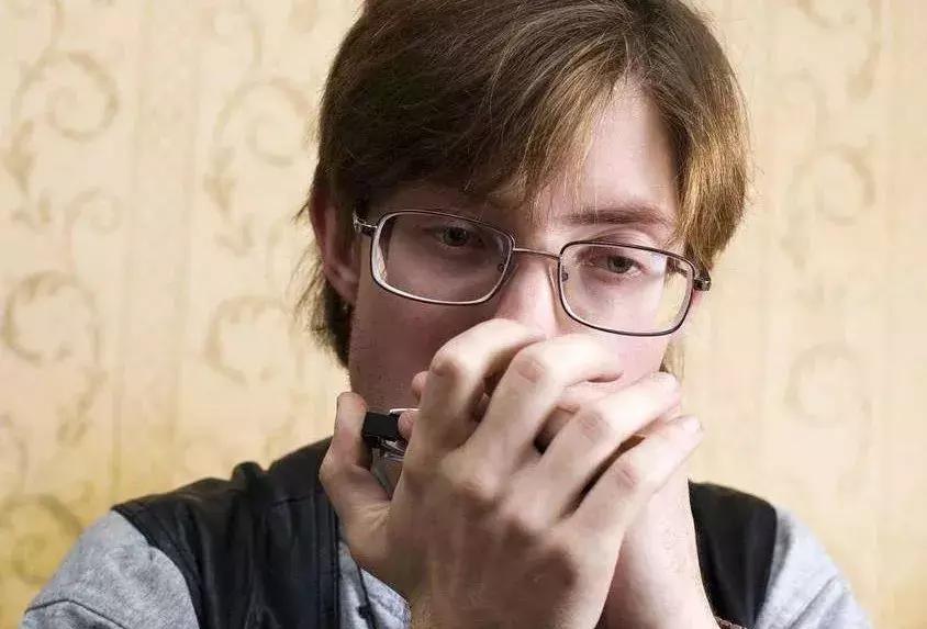 复音口琴和半音阶口琴吹法一样么,复音口琴具体有哪些调