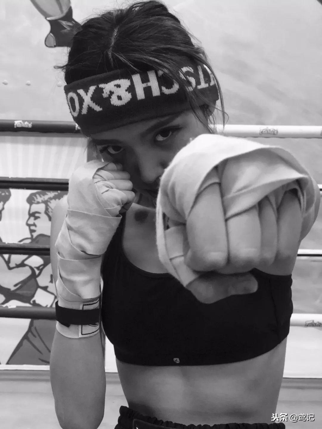 百万粉丝女网红整容,百万女网红被爆视频