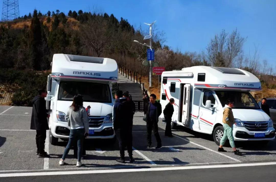 我居然在太原用500块租到了一辆C本就能开的的大房车