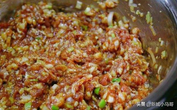 正宗天津狗不理包子工艺流程,天津狗不理小笼包馅正宗做法配方