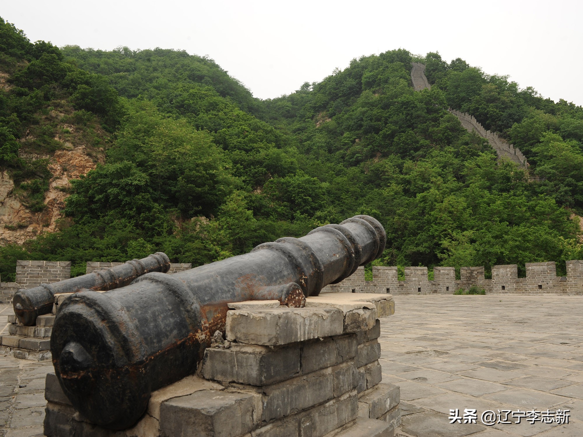 万里长城的起点是老龙头吗,万里长城的尽头和源头在哪里