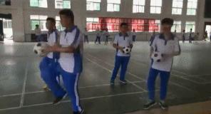 贝贝托摇篮舞英超,足球舞蹈呼啦啦