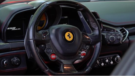红色法拉利458图片,法拉利458红色款