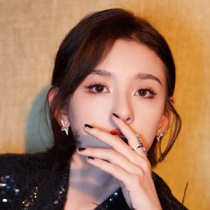 宋祖儿仿妆化妆工作室,仿妆袁冰妍宋祖儿